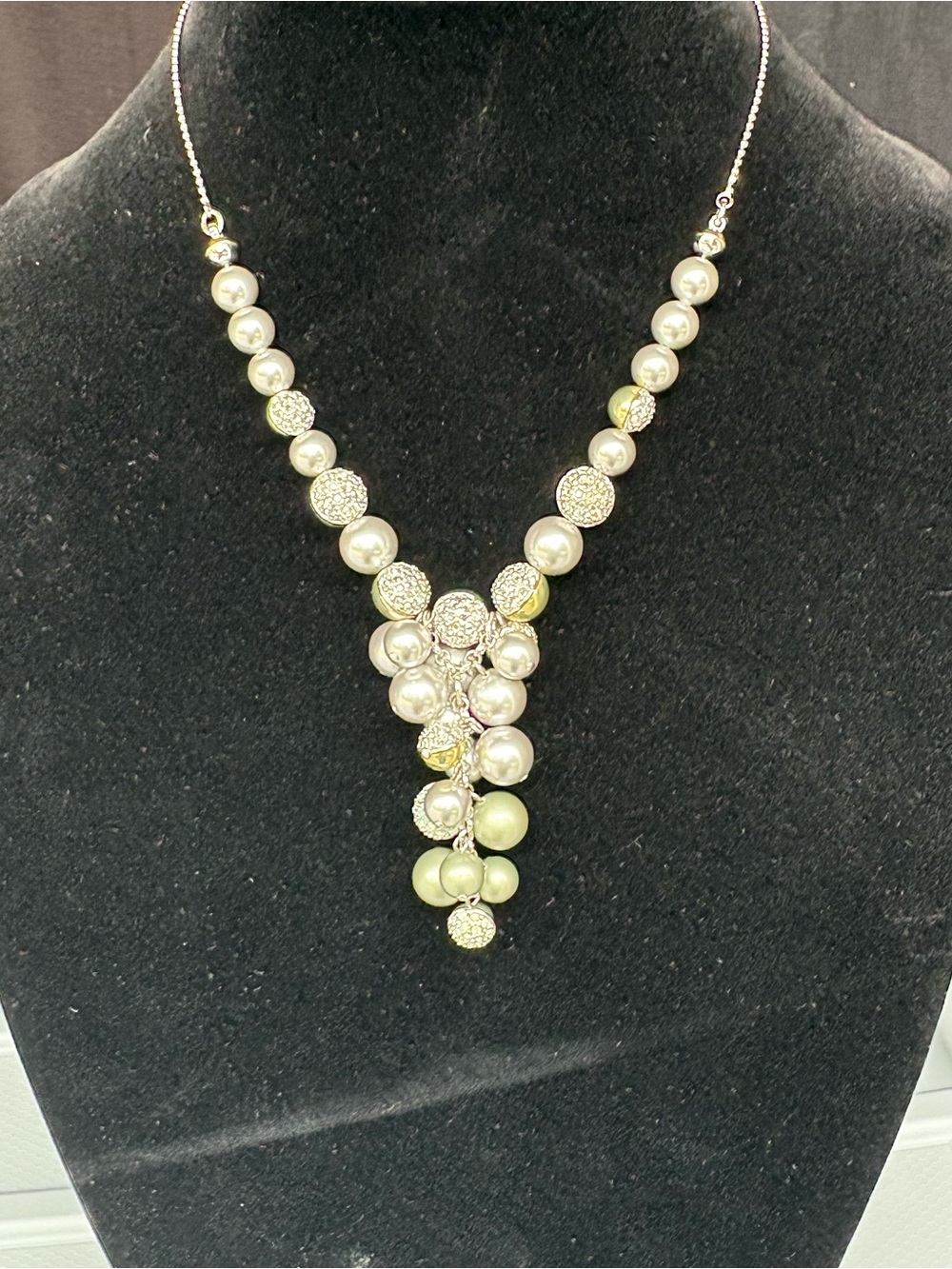 Swarovski Rumor Cluster Necklace